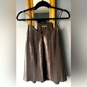 Pleated Tank (EXPRESS)